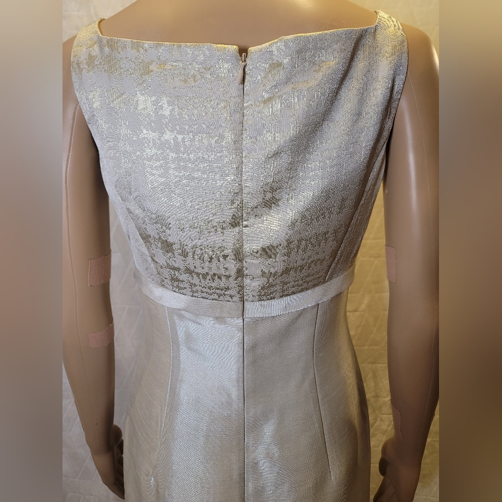 TAHARI by Arthur S. Levine Cream/Light Gold Square Neckline Formal Mini Dress - Picture 5 of 10